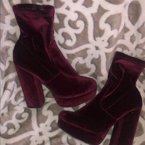 Steve Madden Boots